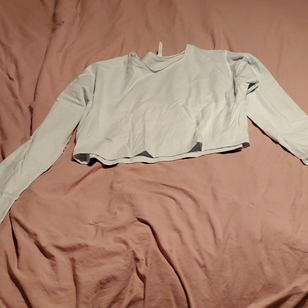 Cropped long sleeve